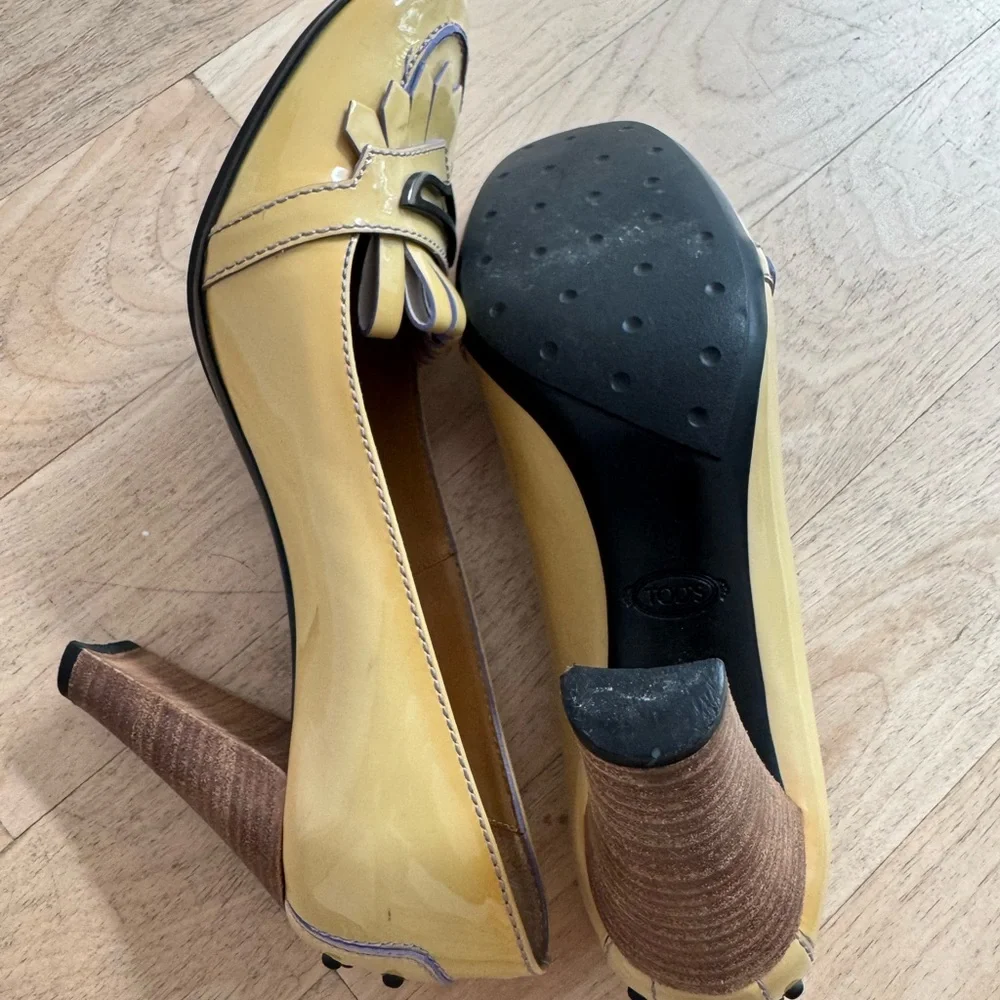 Tod's Yellow / Vanilla Patent Leather Heels - Picture 3 of 5